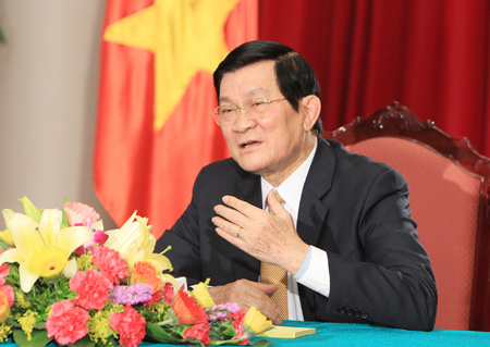chu-tich-nuoc-ra-quyet-dinh-ve-viec-gia-nhap-cong-uoc-lao-dong-hang-hai-2006-mlc2006